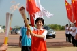 荣风年主任参加十一运会火炬传递组图（四）