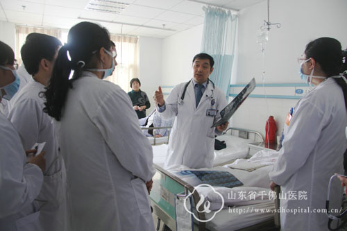 我院专家赴临朐县人民医院开展技术服务活动