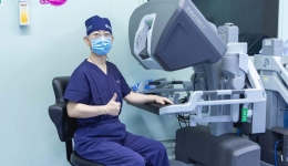 新里程 | 我院泌尿外科王建宁教授团队经腹膜外途径机器人手术破百例