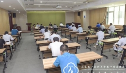 抓好意识形态  抓实宣传思想  抓紧安全生产  医院进行第八次党委中心组理论学习