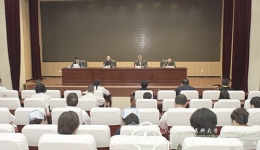 医院召开专题会 全面启动党员“双带头”活动