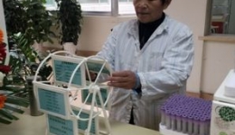 小小风车轮   转动护患情