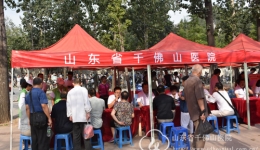 我院参加“服务百姓健康行动”大型义诊活动
