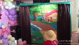 六月花儿香 小儿血液内分泌科为患病儿童组织六一庆祝活动