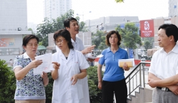 我院奥运火炬传递安保检查组图（一）