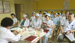 外科总支召开“两学一做”学习汇报会