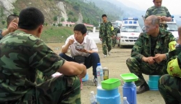 2008年6月7日来自第四批医疗队平武组图（01）