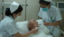 亲情护理  点滴做起