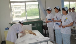 我院进行2010年实习护生岗前培训
