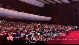 党光福全国第22次眼科大会手术现场直播获赞誉