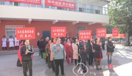 社区开展“全国高血压日”和 “世界精神卫生日”宣传活动