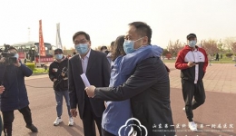 医院举行援鄂医疗队员凯旋仪式，一二批医疗队员“到家啦！”