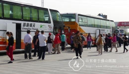 离退处组织退休人员春游活动