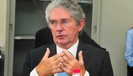英国Bristol大学Paul Abrams教授来泌尿外一科作学术交流