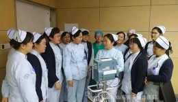 内科片区组织护士长培训 促护理管理同质化