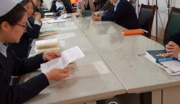 携手阅读 塑人文精神