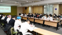 医院召开高层次人才工作座谈会