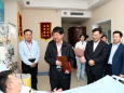 省红十字会领导来院探望威海造血干细胞捐献志愿者
