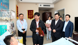 省红十字会领导来院探望威海造血干细胞捐献志愿者