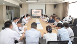 院领导赴呼吸与危重症医学科实地调研