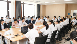 院领导参加保健工作座谈会