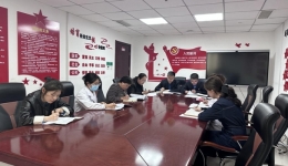 第六总支第九支部学习传达医院第一次党代会精神