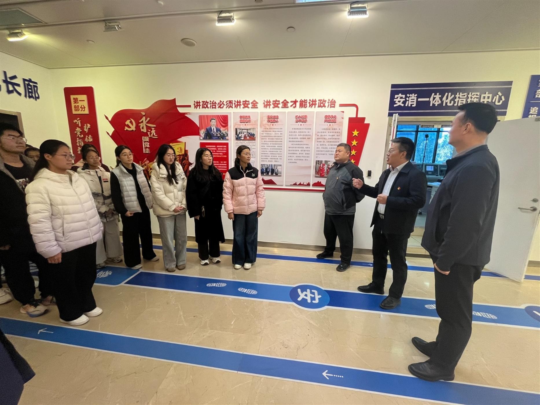 【领航工程】医院第六党总支第八党支部与临床学子开展“消防宣传月”主题党日活动