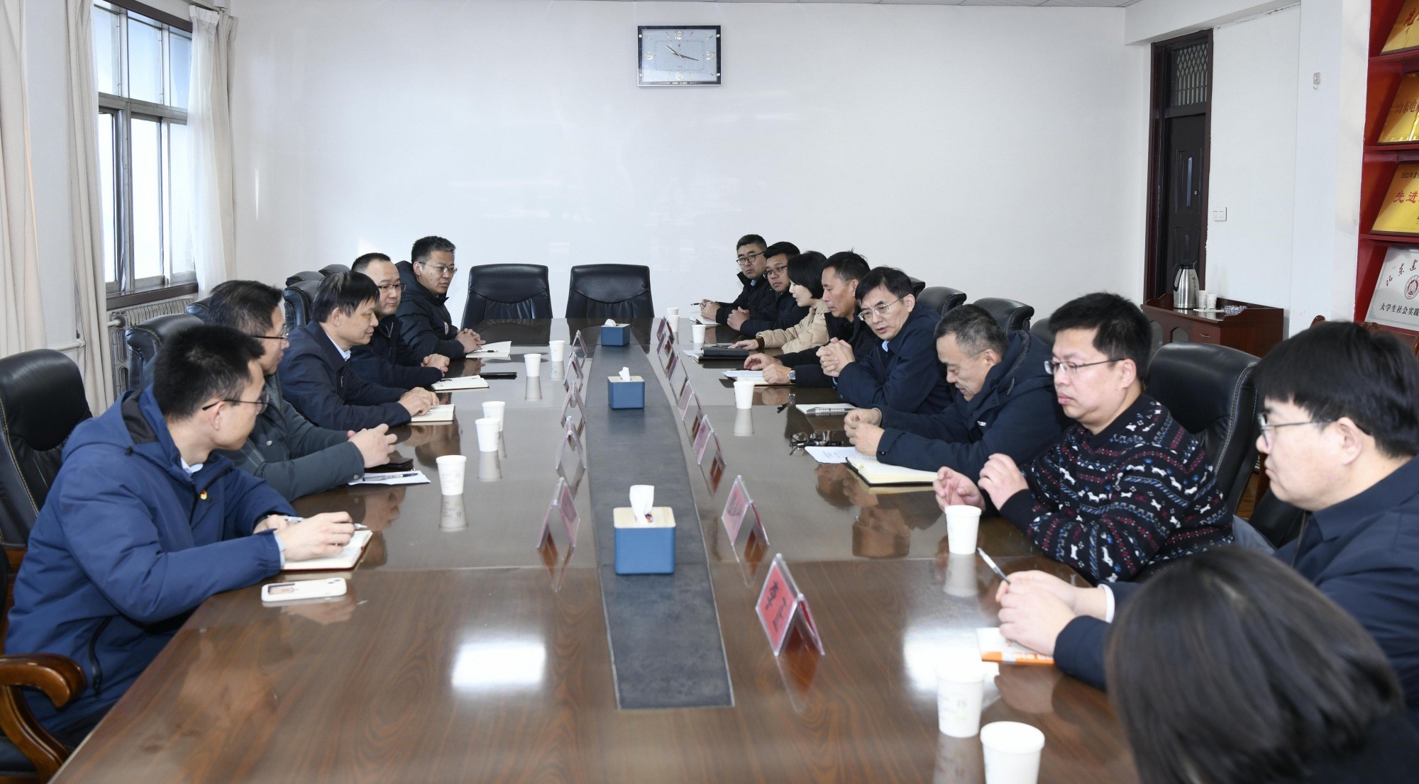 院领导率队赴梁山县调研“第一书记”驻村工作并开展春节“送温暖”活动