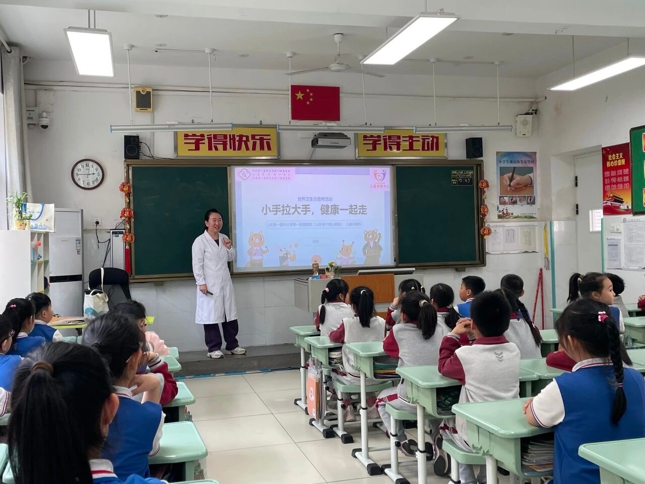 科技赋能，共育未来 ——儿童保健科走进校园，开启健康守护新篇章