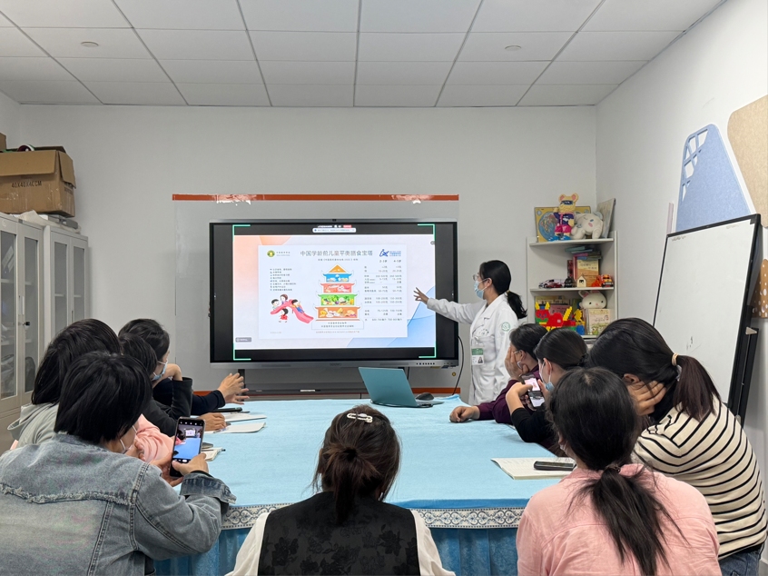 医路“童”行，“食”刻守护——儿童血液科联合营养科举办主题患教活动
